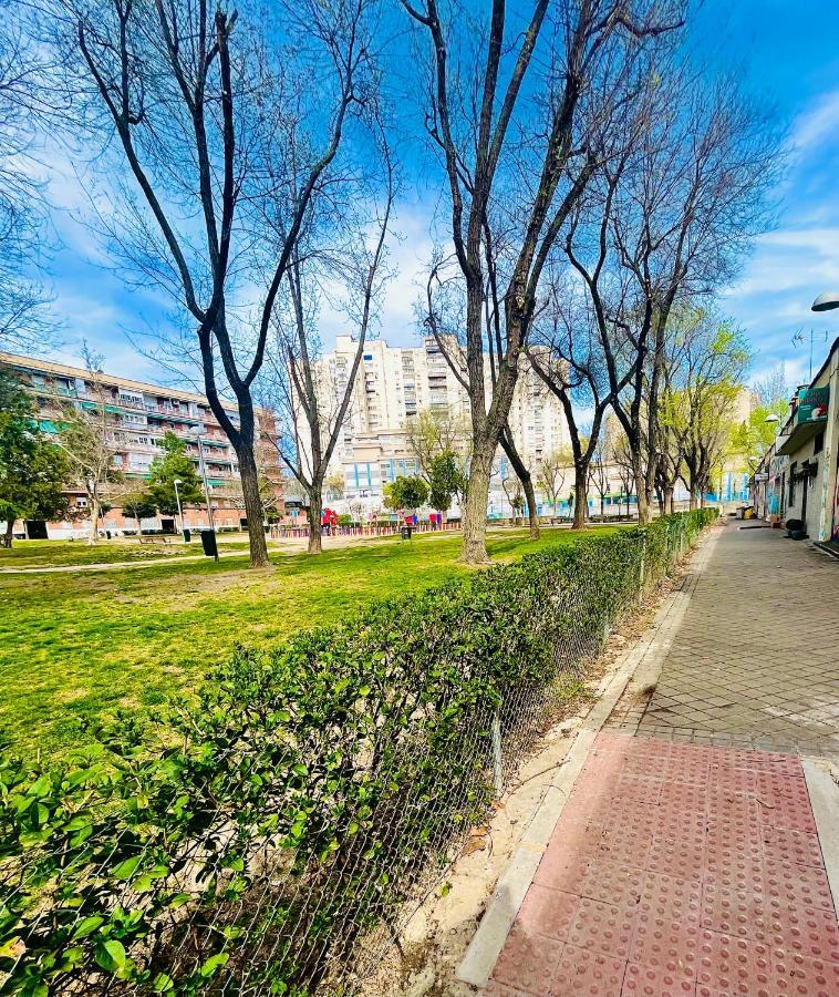 Madrid Loft Duplex Apartment Bagian luar foto