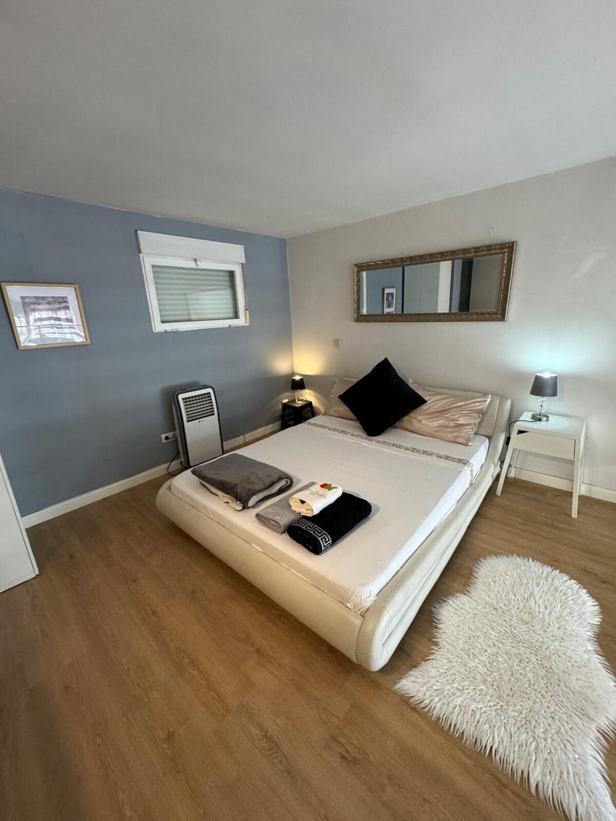 Madrid Loft Duplex Apartment Bagian luar foto